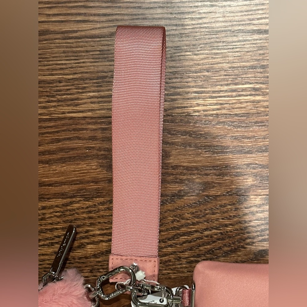 Lululemon NWT Dual Pouch Wristlet in Pink Tide one Pouch is Plush - Picture 5 of 8
